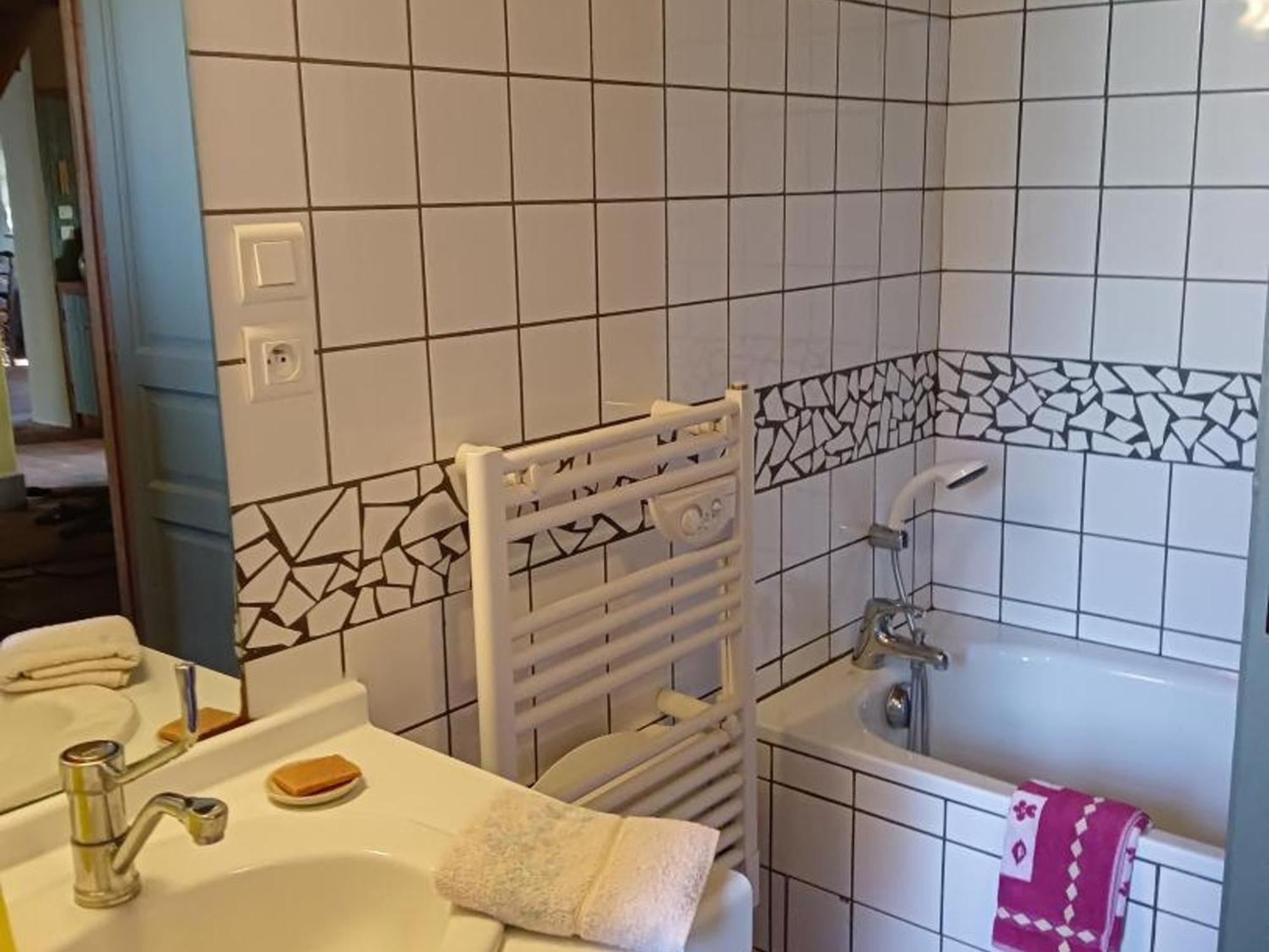Gîte Sauvagny, 3 pièces, 4 personnes - FR-1-489-13 Esterno foto
