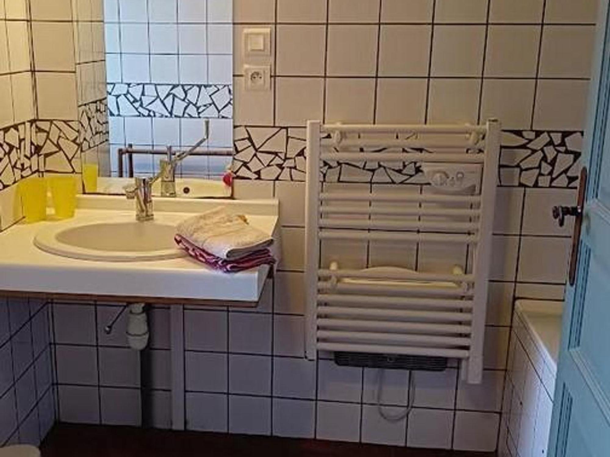 Gîte Sauvagny, 3 pièces, 4 personnes - FR-1-489-13 Esterno foto